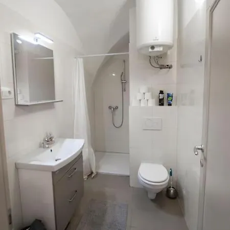 Sweet Raffaello On Location Lublana