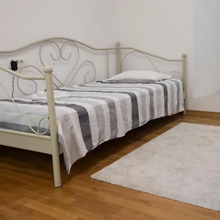 Appartement Sweet Raffaello On Location