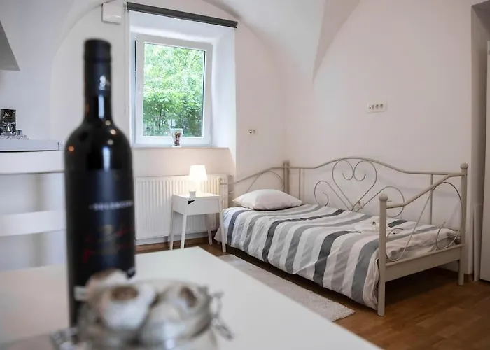 Sweet Raffaello On Location Lublana