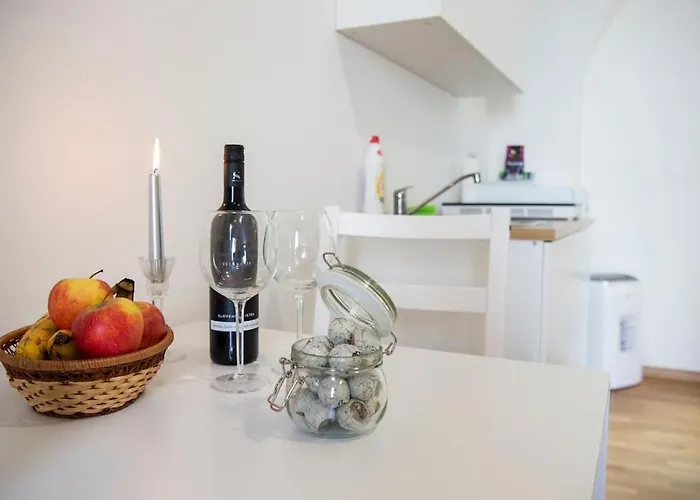 Sweet Raffaello On Location Apartma